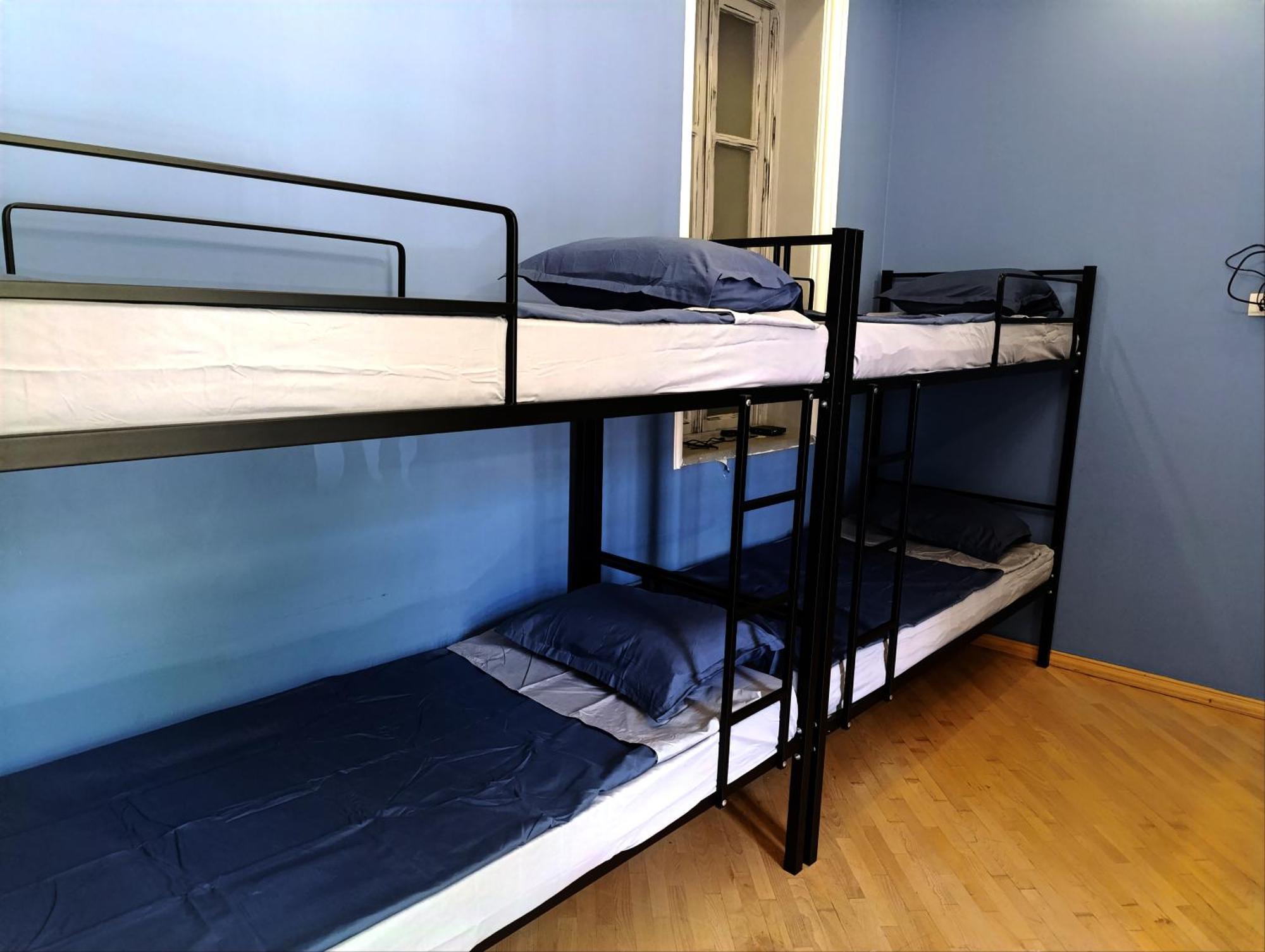 J Square Hostel Тбілісі Екстер'єр фото